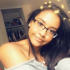 Meet your Posher, Anjelia